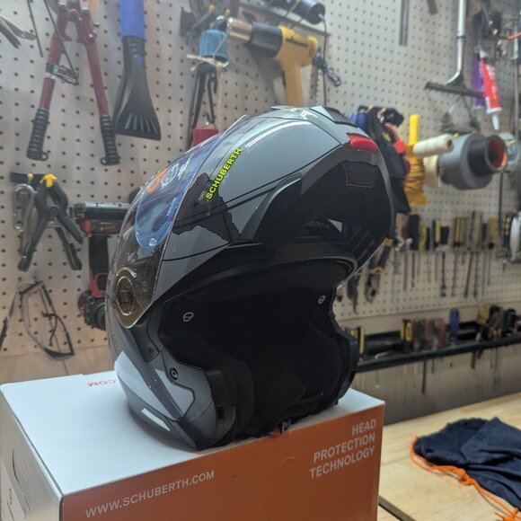 Schuberth C5 Motorcycle helmet - Picture 6 of 13